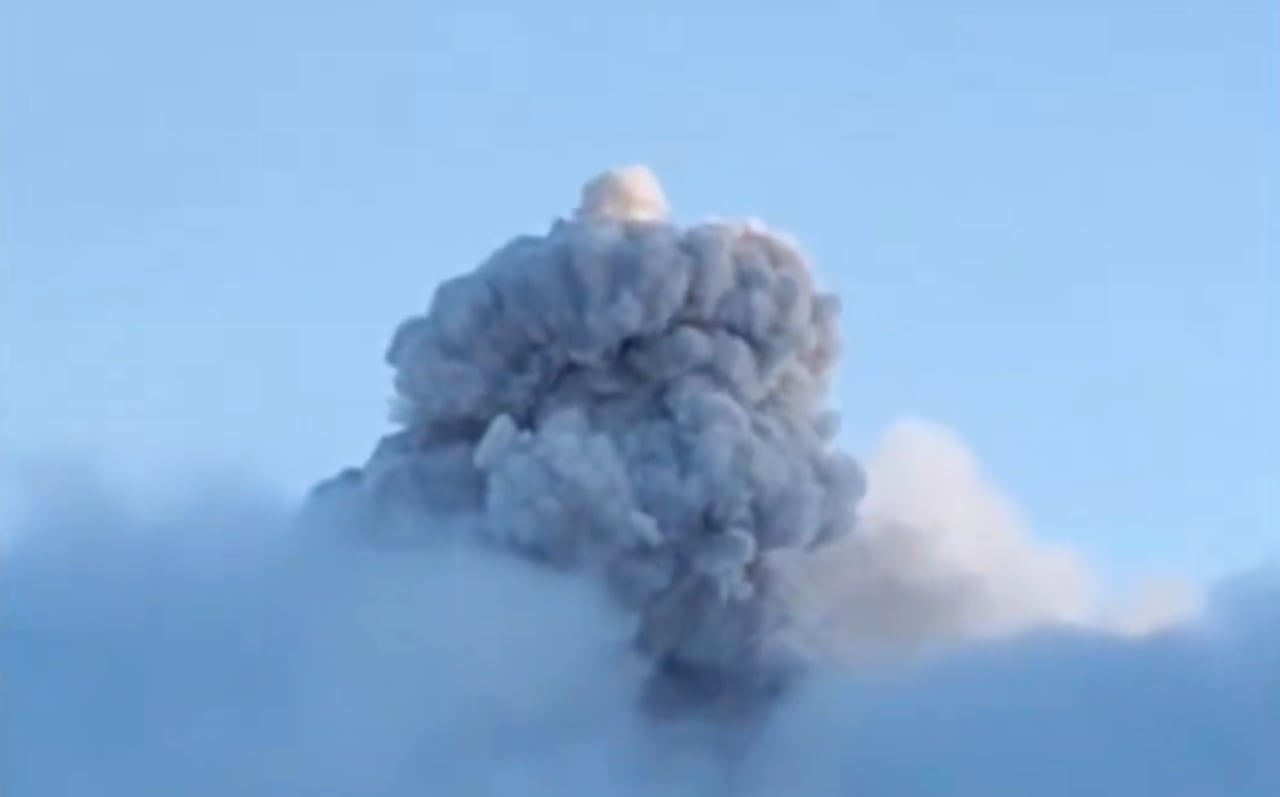 Emisión de ceniza del volcán Puracé, el pasado martes 25 de noviembre