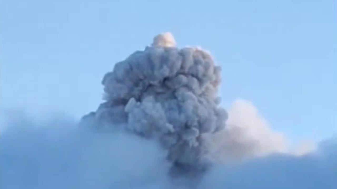 Emisión de ceniza del volcán Puracé, el pasado martes 25 de noviembre