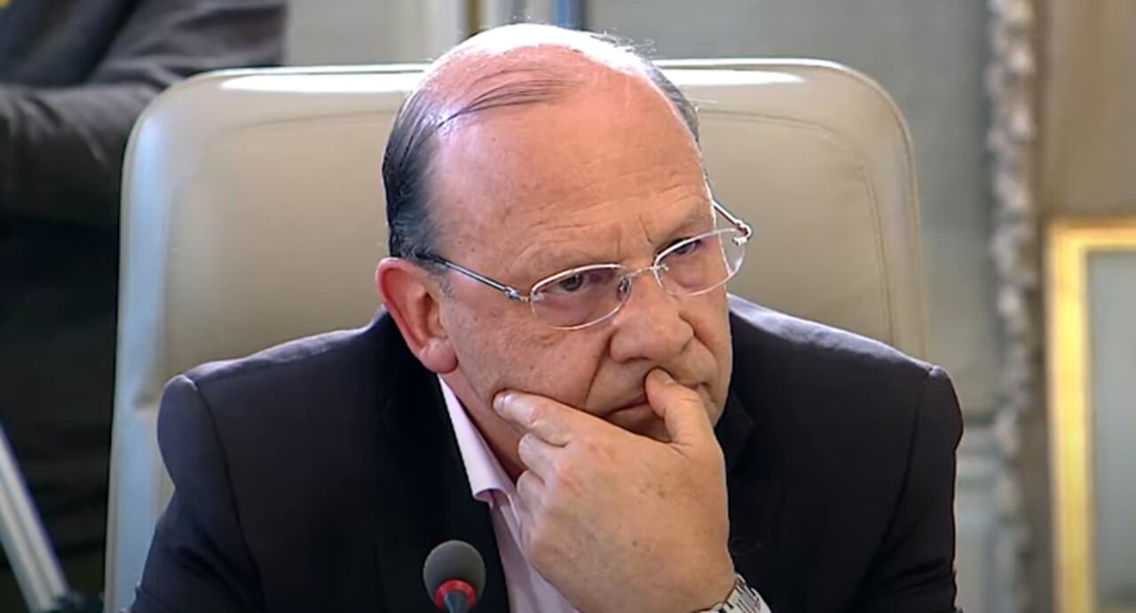 Germán Ávila, ministro de Hacienda, durante el consejo de ministros presidido por Gustavo Petro.