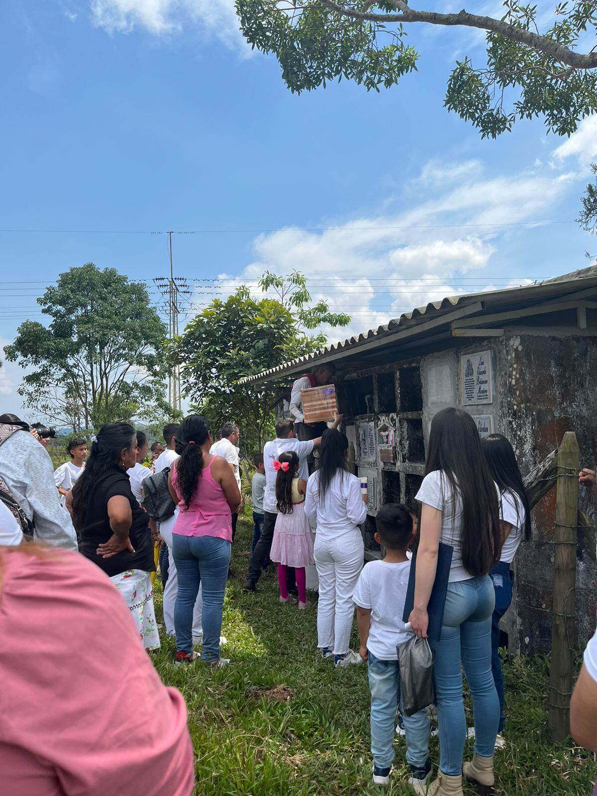 JEP y Unidad de Búsqueda de Desaparecidos entregaron el cuerpo de Olicer Echeverry, campesino desaparecido hace 16 años