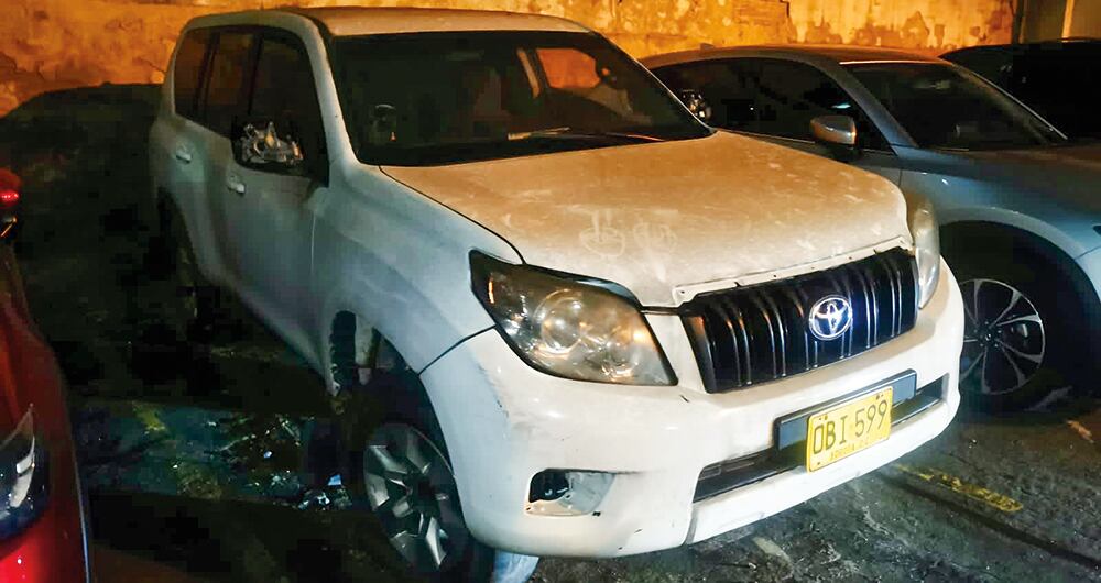 CEMENTERIO DE CARROS_6