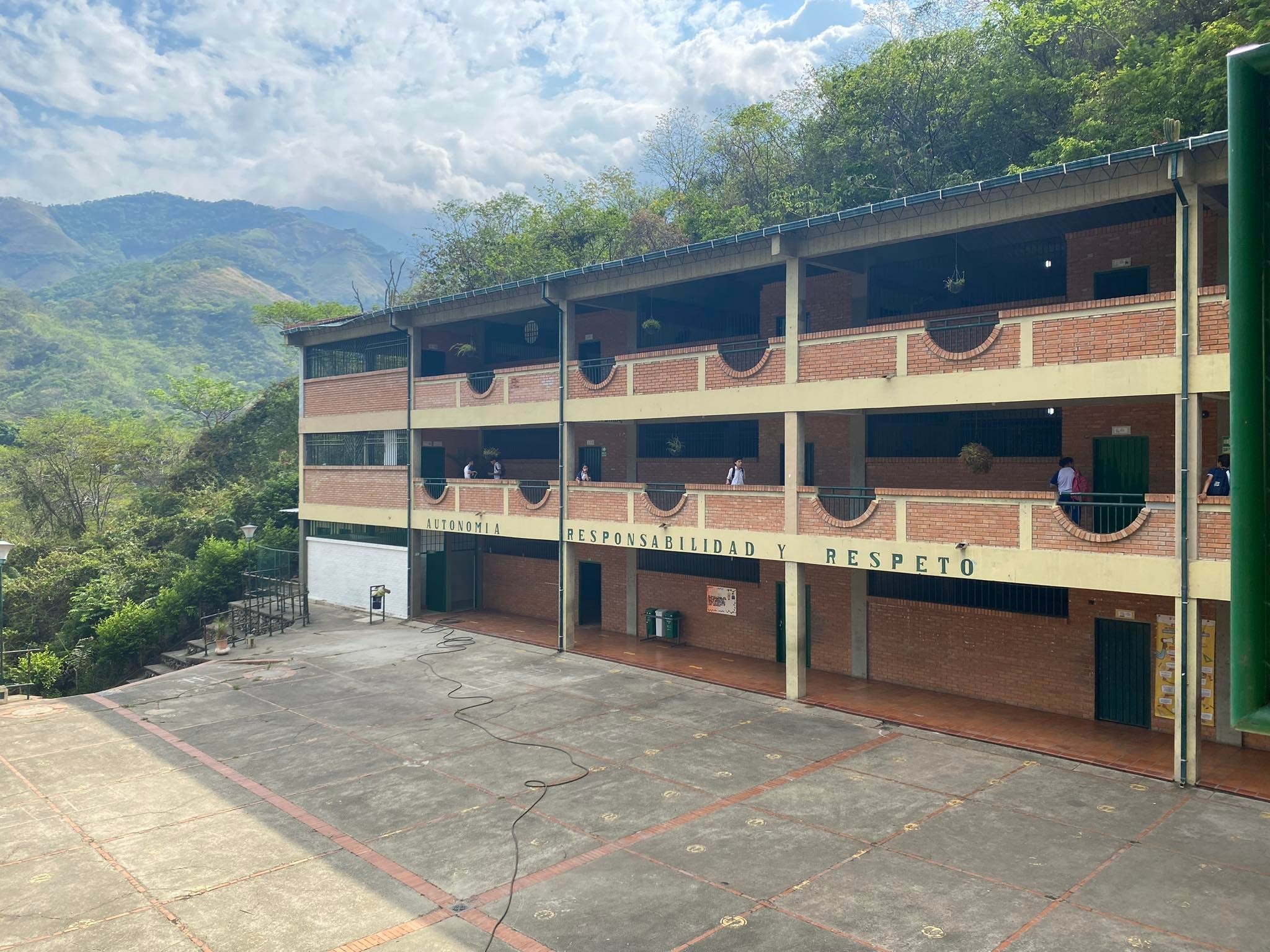 Las instalaciones presentan algunas falencias.