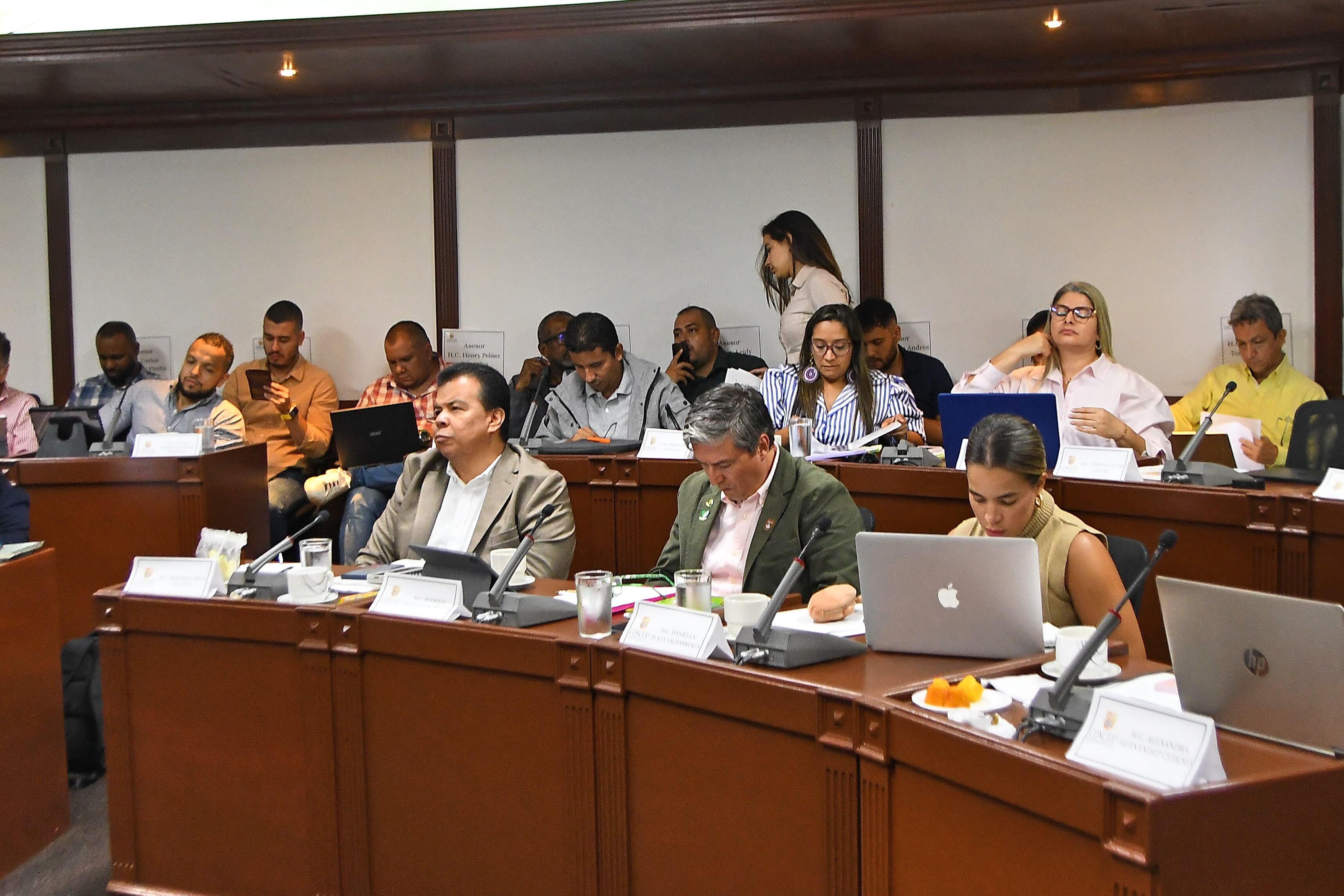 Estudio del Plan de Desarrollo de Cali 2024 - 2027 en la Comisión de Plan y Tierras del Concejo Distrital de Santiago de Cali. Mayo 8 de 2024, Foto, Wirman Rios ,/ EL PAIS