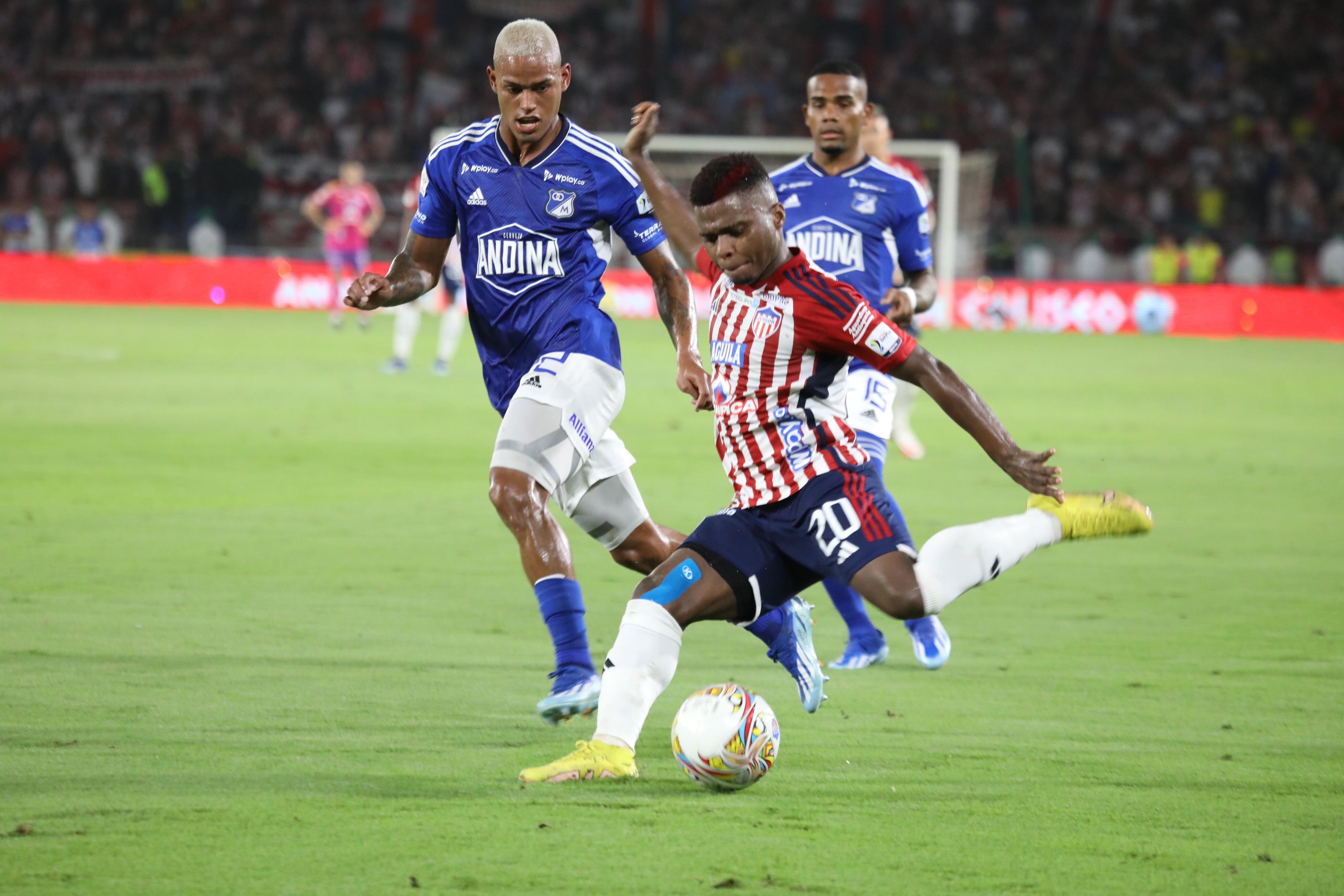 Imagen del partido de ida de la final de la Superliga de Colombia 2024 entre el Junior de Barranquilla y Millonarios.