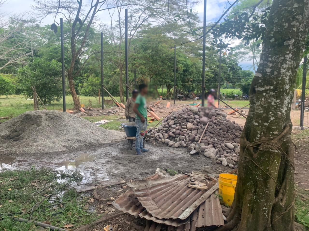 Cormacarena alerta por construcción ilegal que pone en riesgo la ribera del río Guatiquía: “están construyendo en zona protegida”