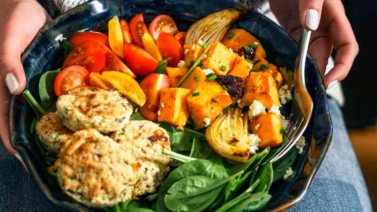 Las dietas milagrosas no existen. Bajar de peso de forma saludable requiere mucho más que eso.