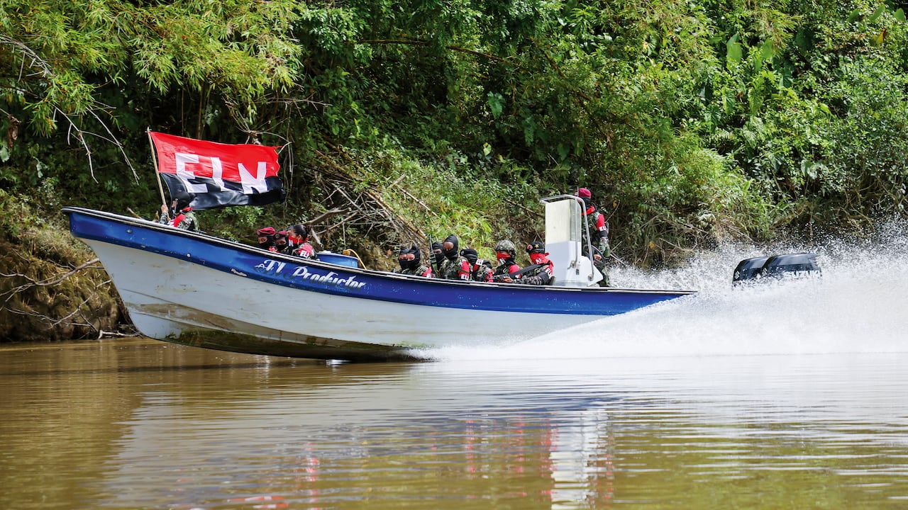Guerrileros del ELN frente de Guerra Occidental en el departamento del Chocó
Abril 27 del 2026
Foto Guillermo Torres Reina - SEMANA