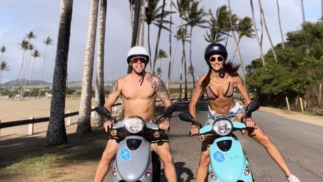 Valerie Domínguez y su esposo