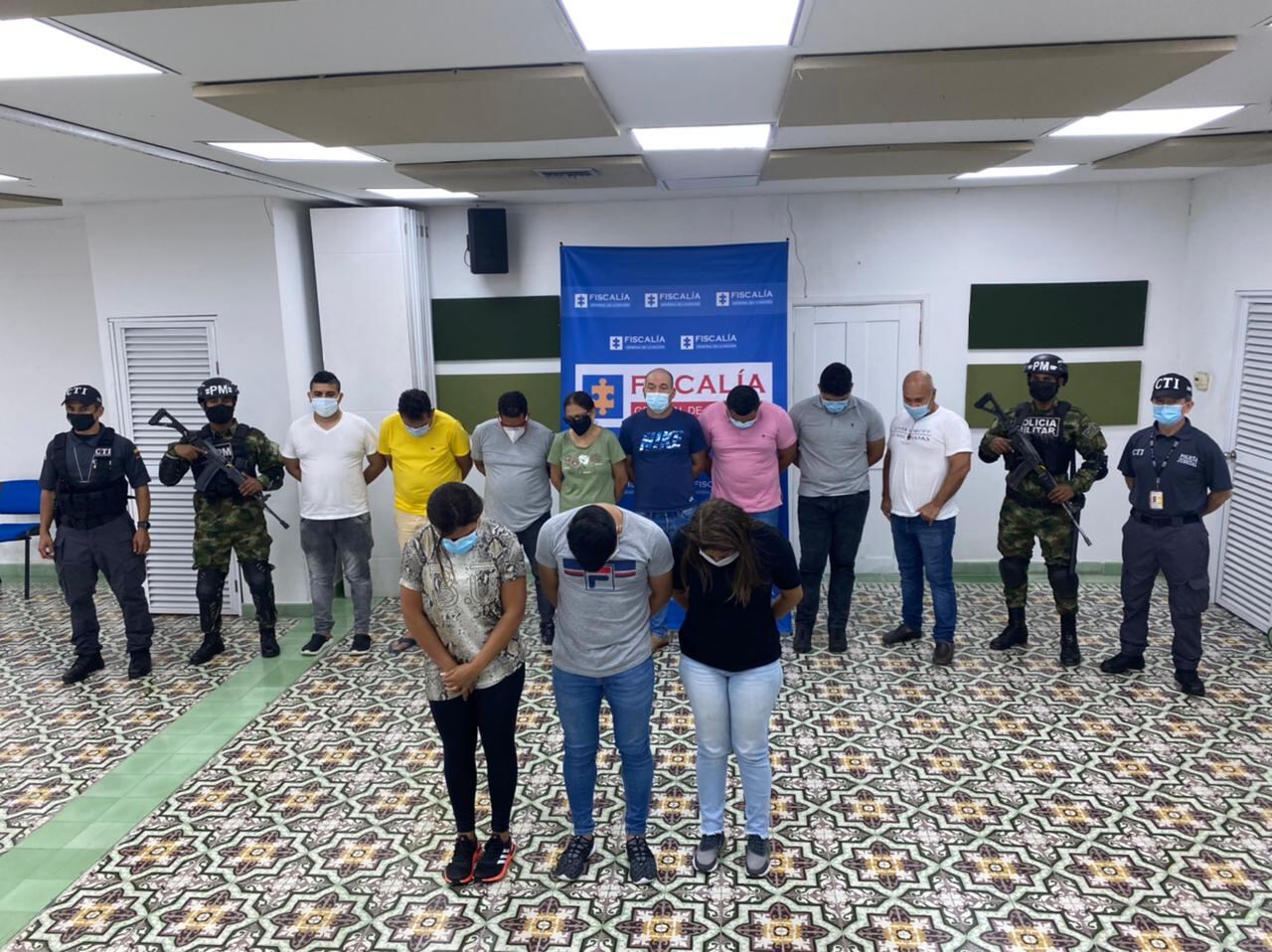 Las personas capturadas por alterar los medicamentos