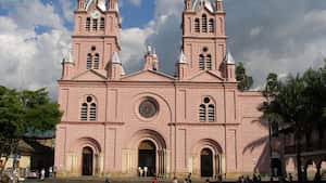 Basílica del Señor de los Milagros, sitio turístico de Guadalajara de Buga.