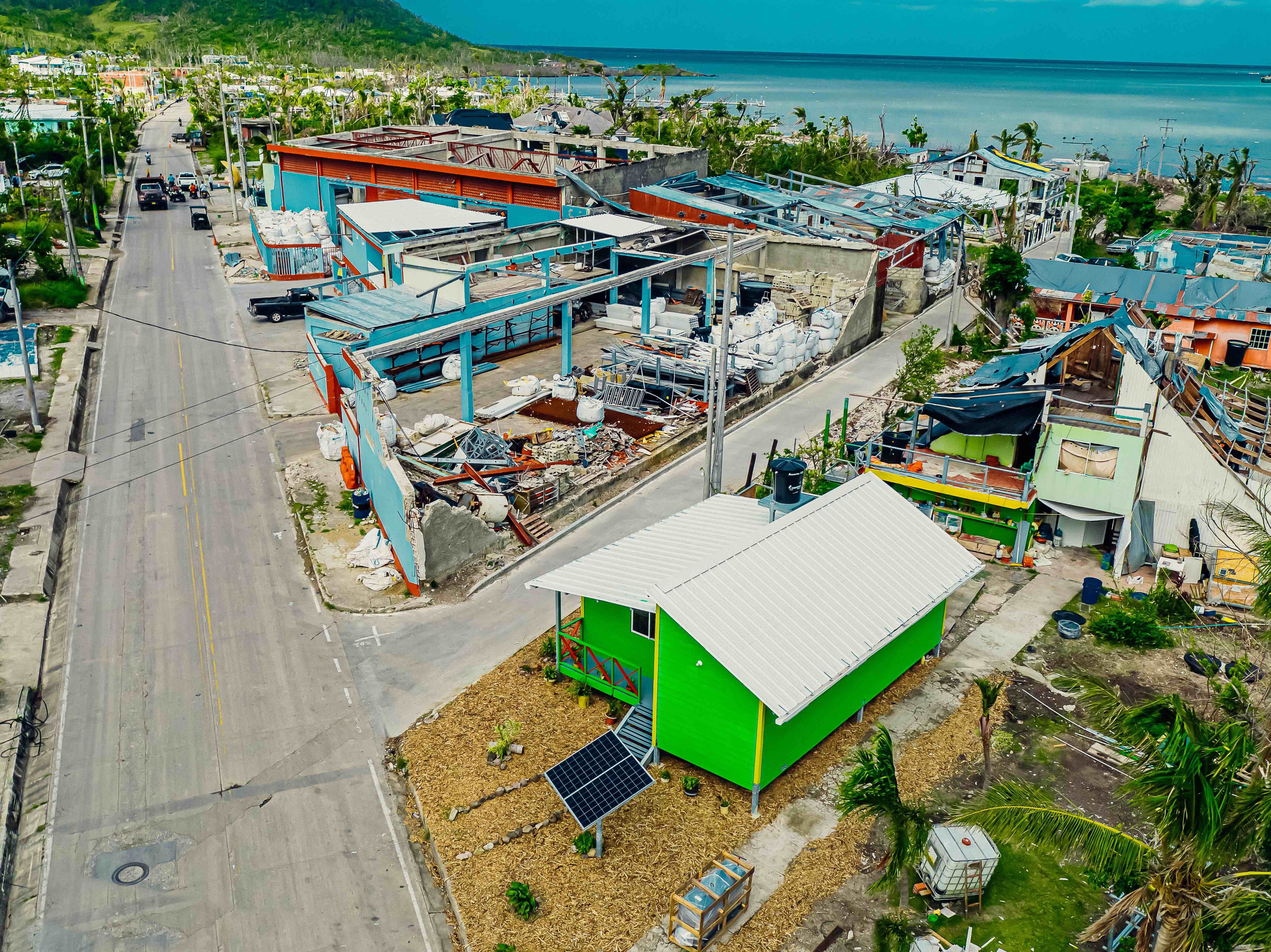 Casa bioclimática en acero. Isla de Providencia