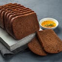 El pan de centeno con aceite de oliva puede ser un buen acompañamiento para el desayuno.