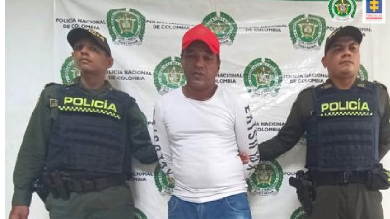 Uniformados de la Policía capturaron al presunto abusador sexual, el pasado 15 de noviembre.