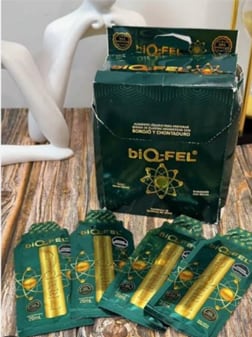 Alimento líquido para preparar bebida de plantas aromáticas con borojó y chontaduro con marca “biQ-FEL”.