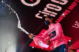 Egan Bernal en el Giro de Italia 2021