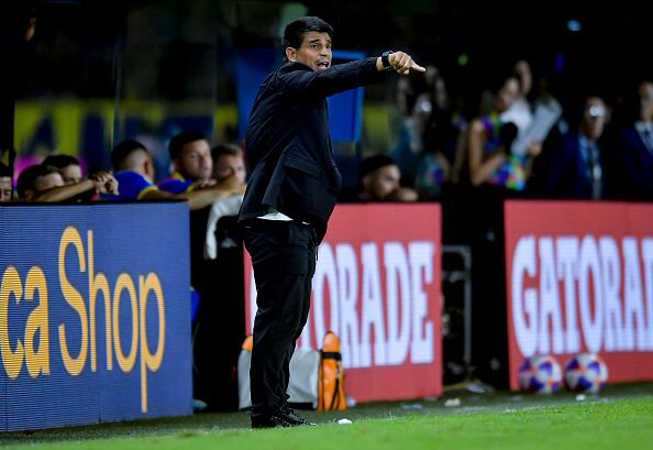 Hugo Ibarra pasó la noche del miércoles 15 de marzo hospitalizado. Foto: Getty Images.