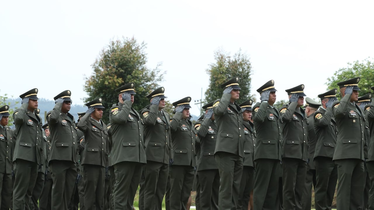 El Congreso está a punto de conciliar un proyecto de ley que le permite al presidente de la república tener más poder en el reintegro de generales retirados de la Policía.