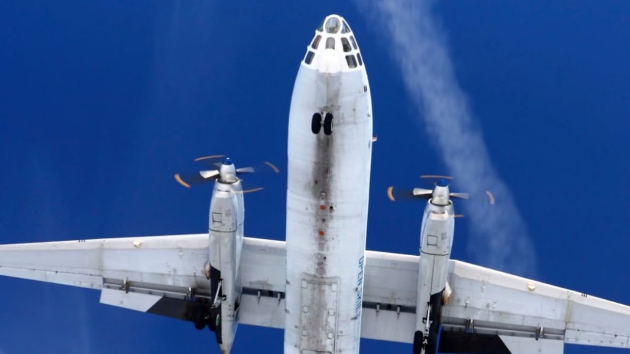 Así luce el avión AN-30 de la fuerza aérea rusa que supuestamente sobrevoló territorio sueco (foto de referencia)