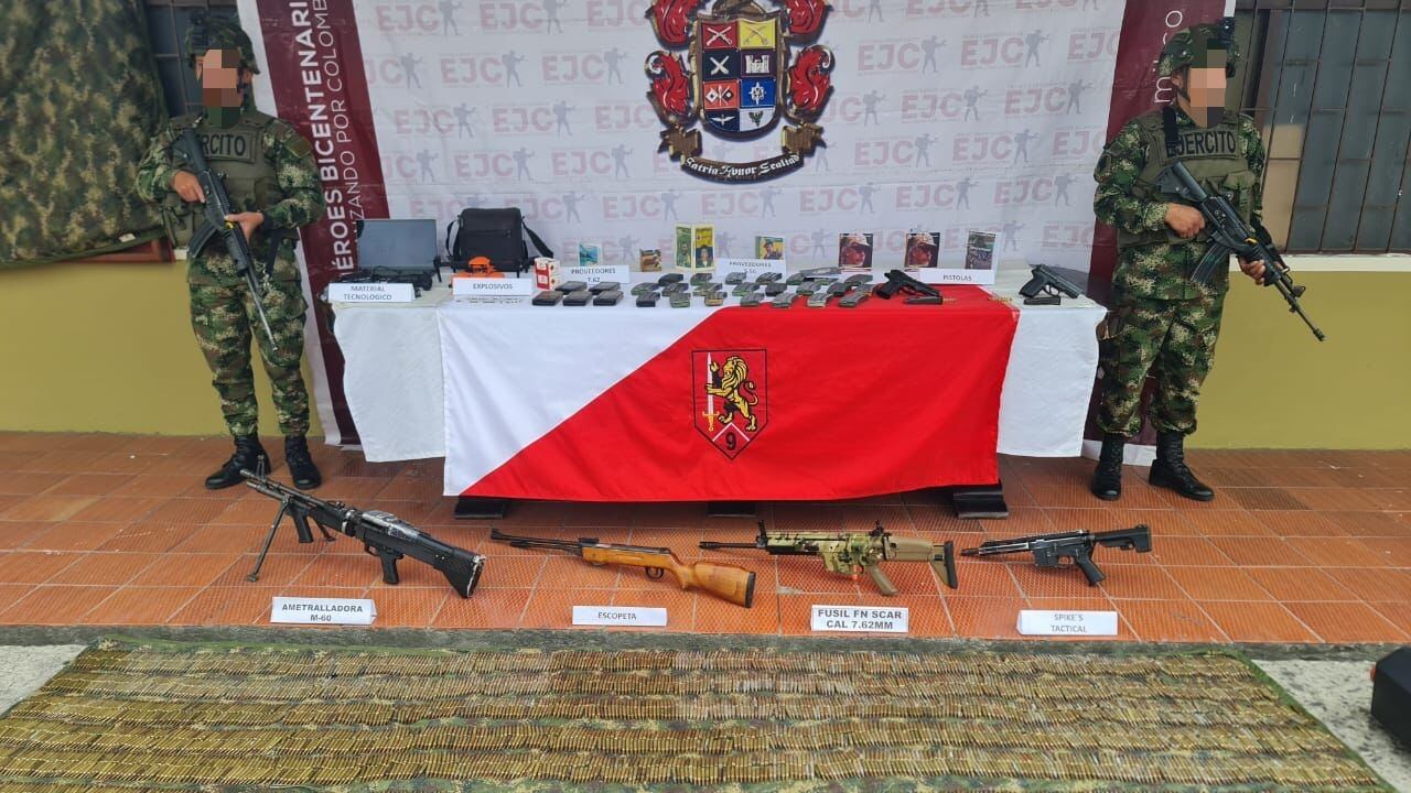 Incautan poderoso arsenal de las disidencias de las Farc que iba a ser usado para atentar contra la población en Nariño.