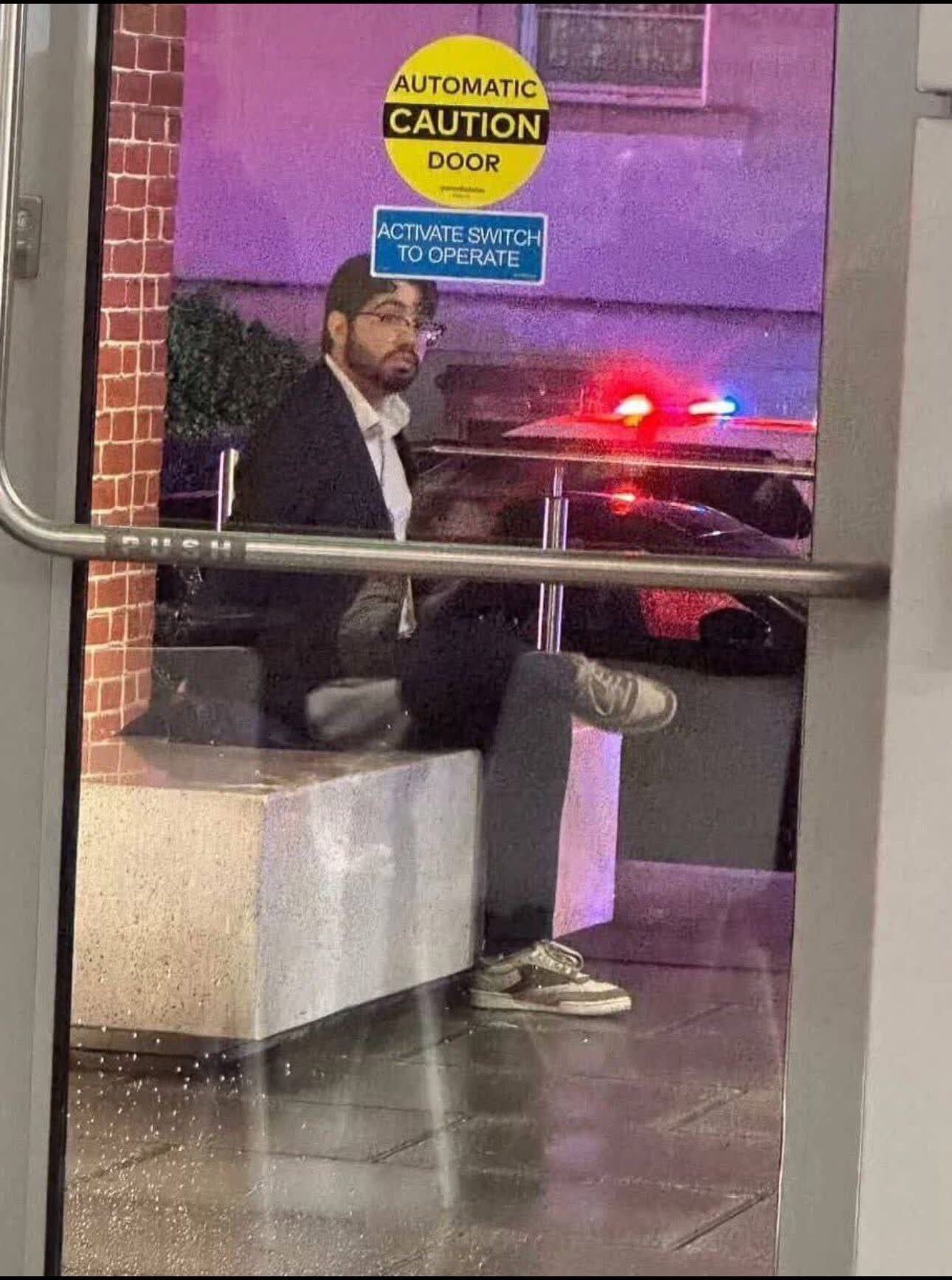 La policía de Chicago conoce a Rodríguez como un asistente habitual a diversas protestas por causas como Black Lives Matter.