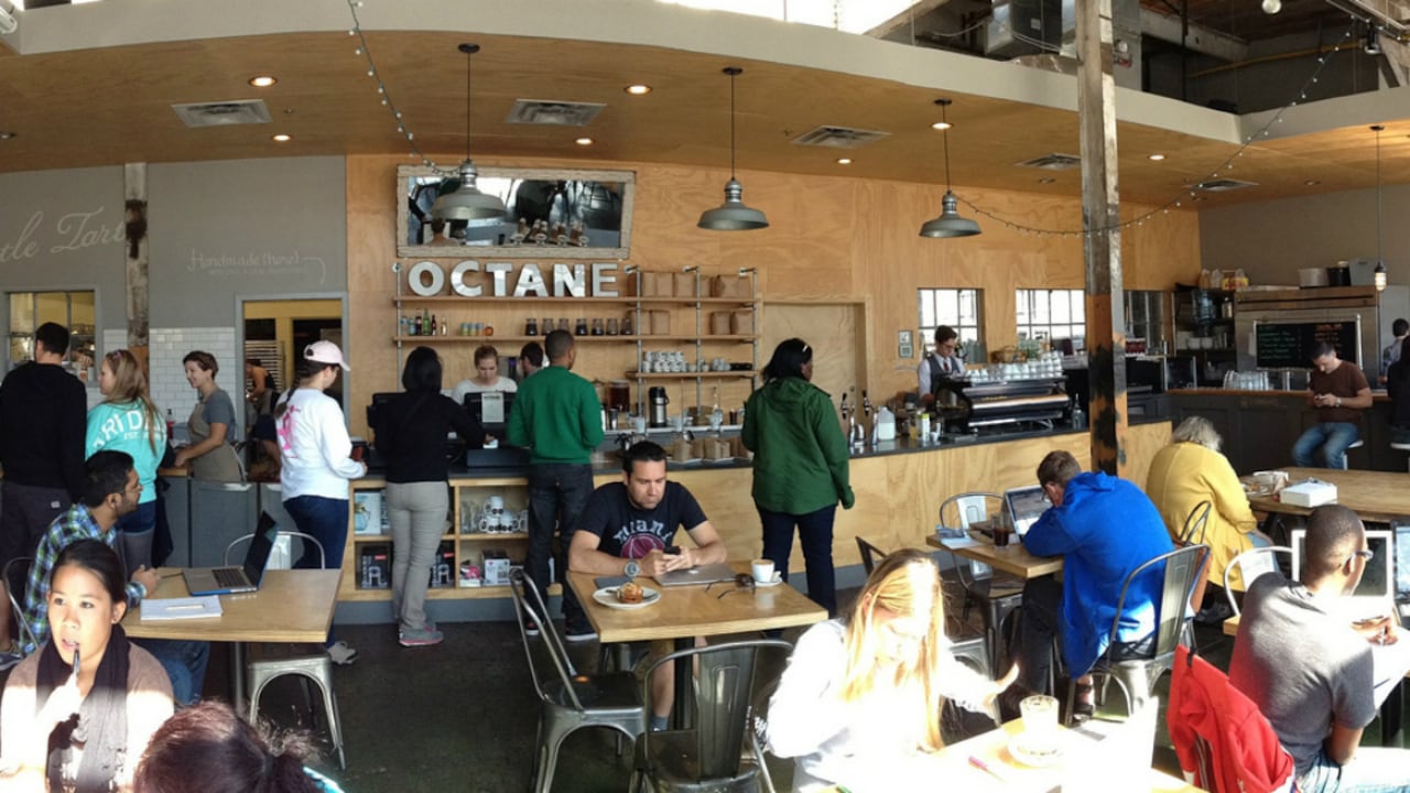 Los incentivos extraordinarios pueden subir el ánimo de los trabajadores.