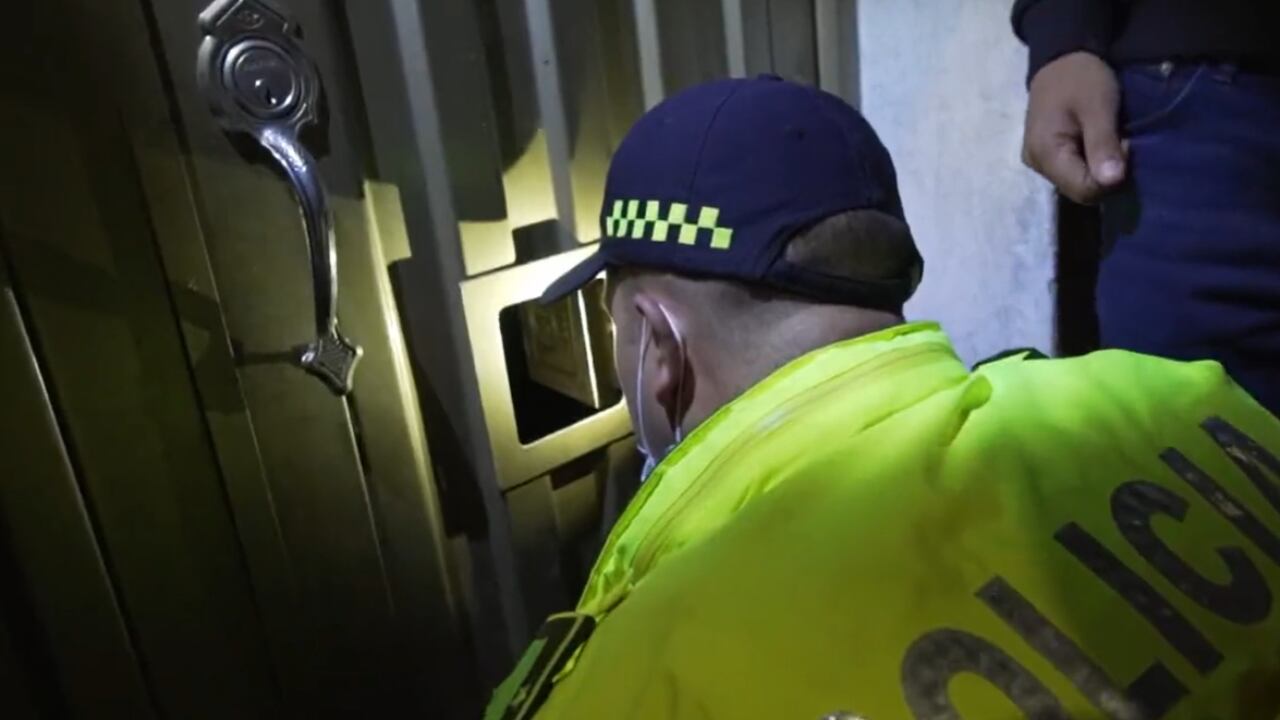 Policía habla con la menor que fue abandonada por su madre