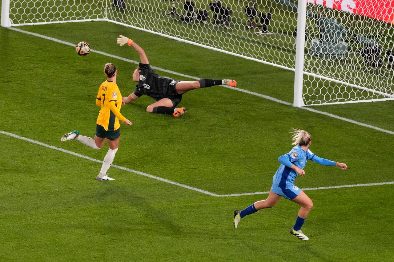 England's Alessia Russo scores her side's 3rd goal during the Women's World Cup semifinal soccer match between Australia and England at Stadium Australia in Sydney, Australia, Wednesday, Aug. 16, 2023. (AP Photo/Mark Baker)