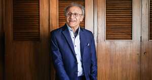 Nacido en Pasto hace 80 años y con una carrera prolífica en Nueva York, Edy Martínez vive hoy en Bogotá.