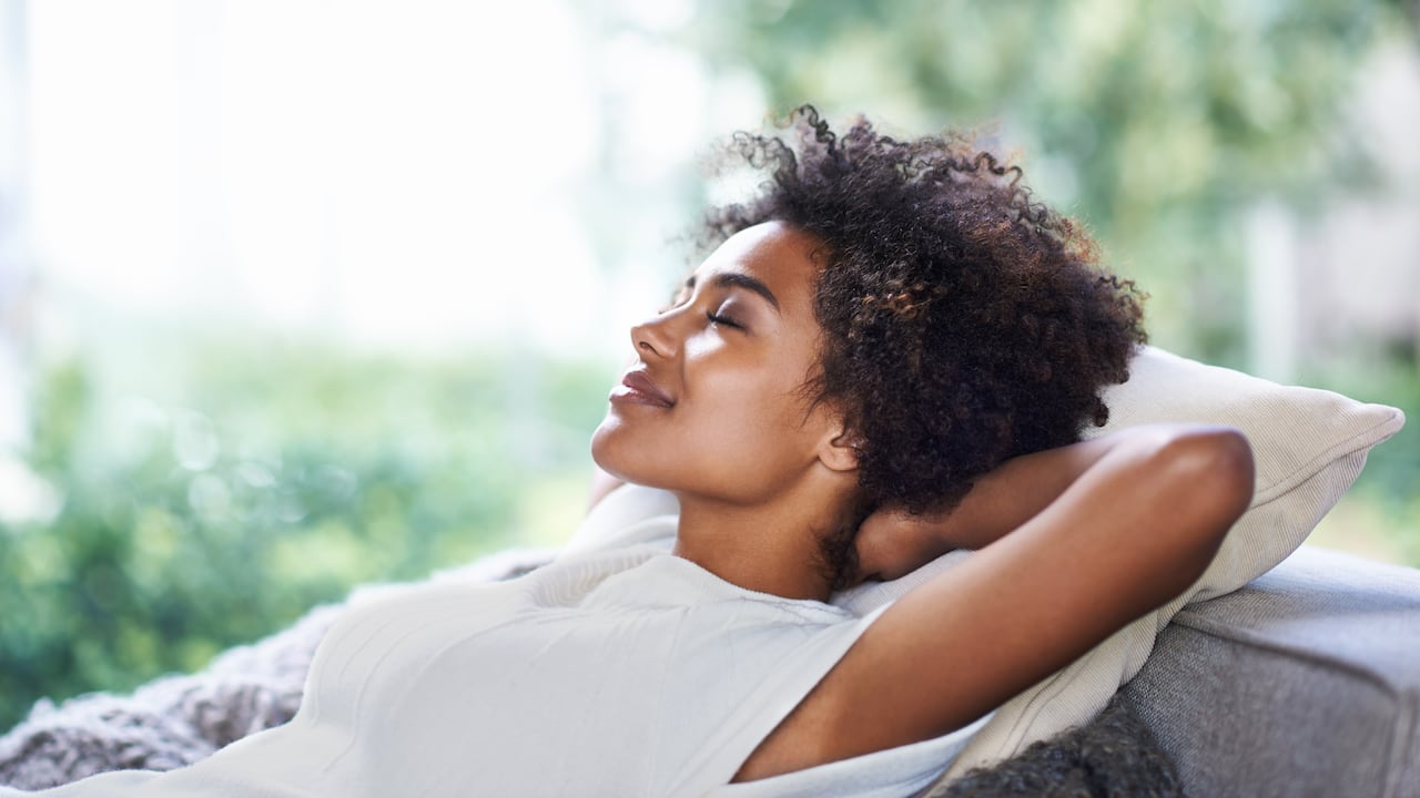 Los sueños con una persona de forma reiterativa pueden tener diversos significados.