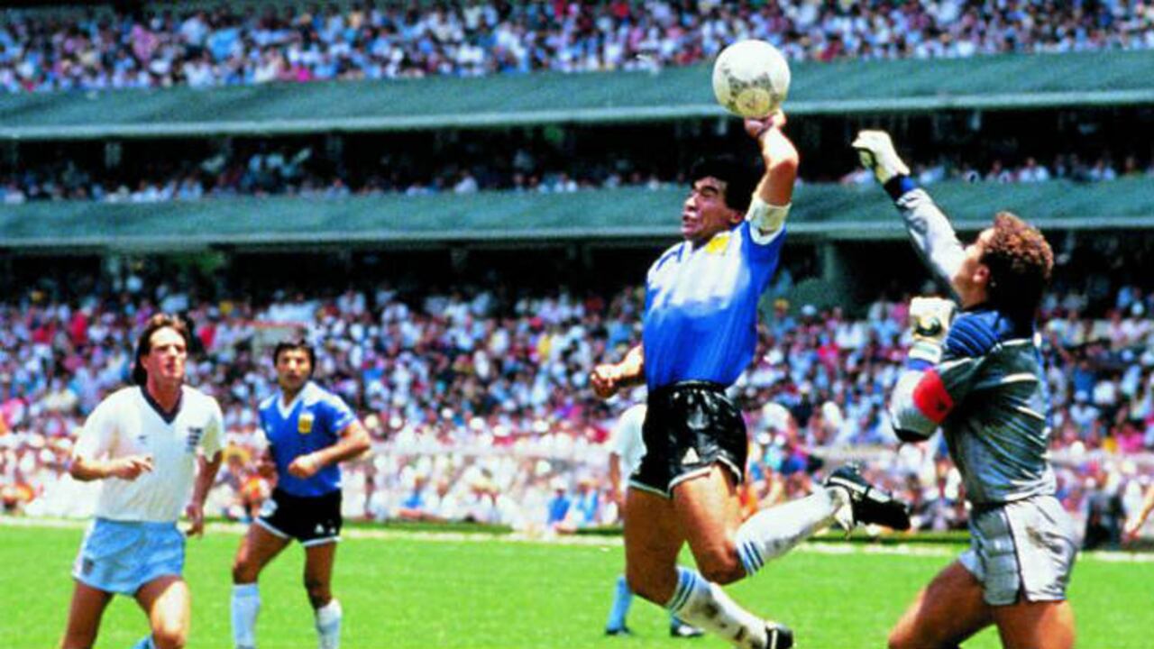 El histórico gol con la mano de Maradona sirvió para abrir el marcador en los cuartos de final de México 86.