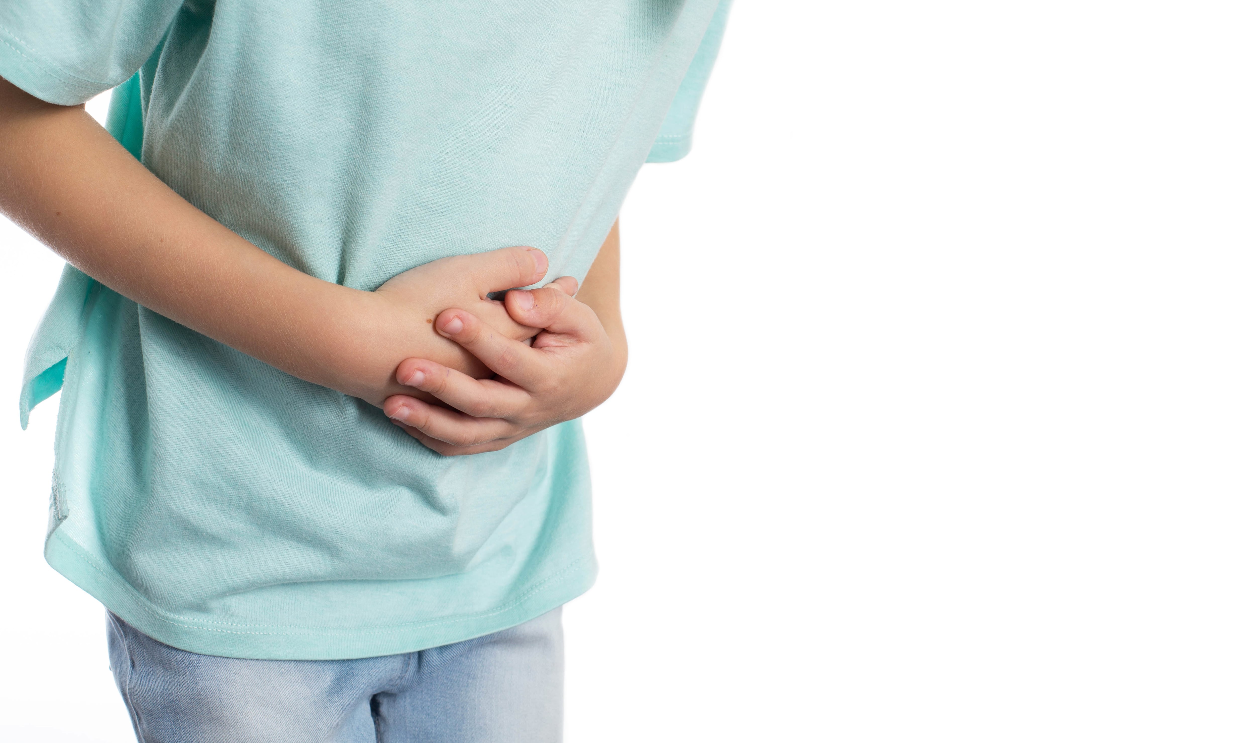 La exposición a aguas residuales puede representar un riesgo para la salud y favorecer enfermedades gastrointestinales, especialmente si existe contacto con agua contaminada.