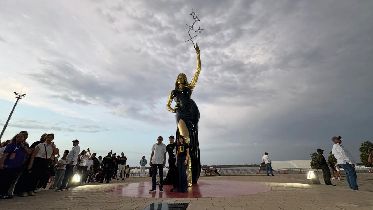 Estatua de Sofía Vergara en Barranquilla.
