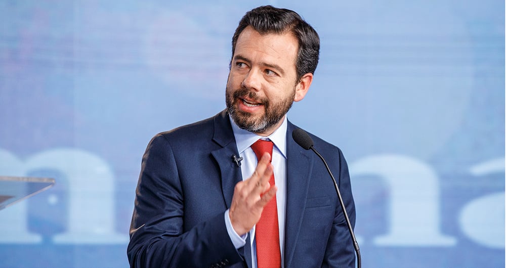    “La ciudad sabe quién es el responsable de qué. Lo que me corresponde es mirar para adelante, decirle la verdad a la gente, lo que recibimos, y ver lo que vamos a resolver”, señaló el alcalde Galán.