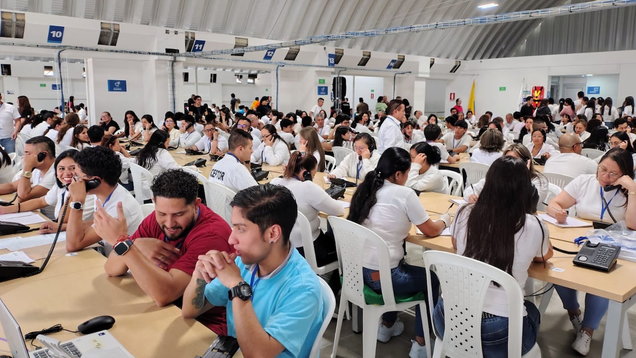 El grupo más numeroso es el de los jurados de votación, con más de 860.000 ciudadanos designados por la Registraduría Nacional.