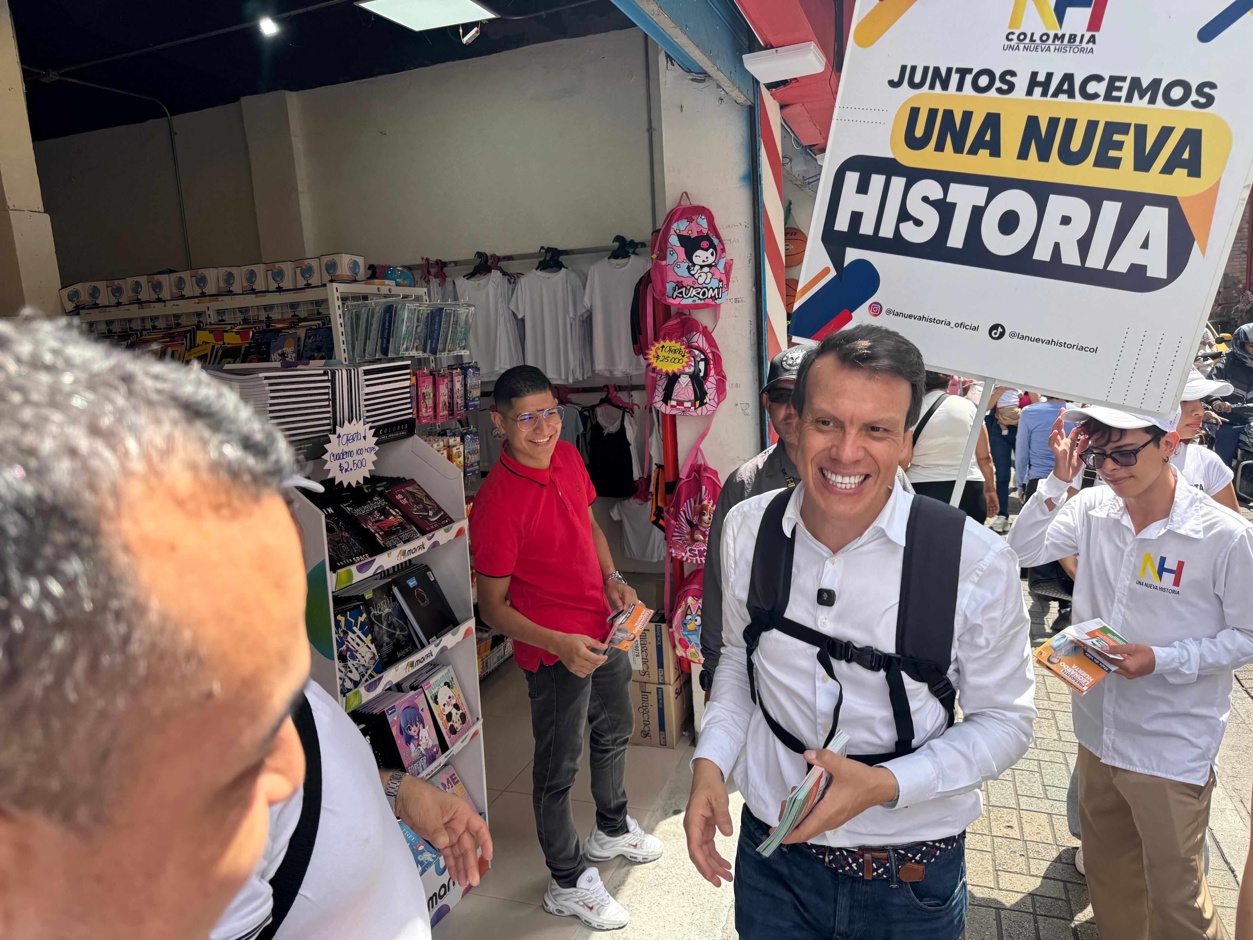 Leonardo Huerta es candidato presidencial de la Consulta de las Soluciones.