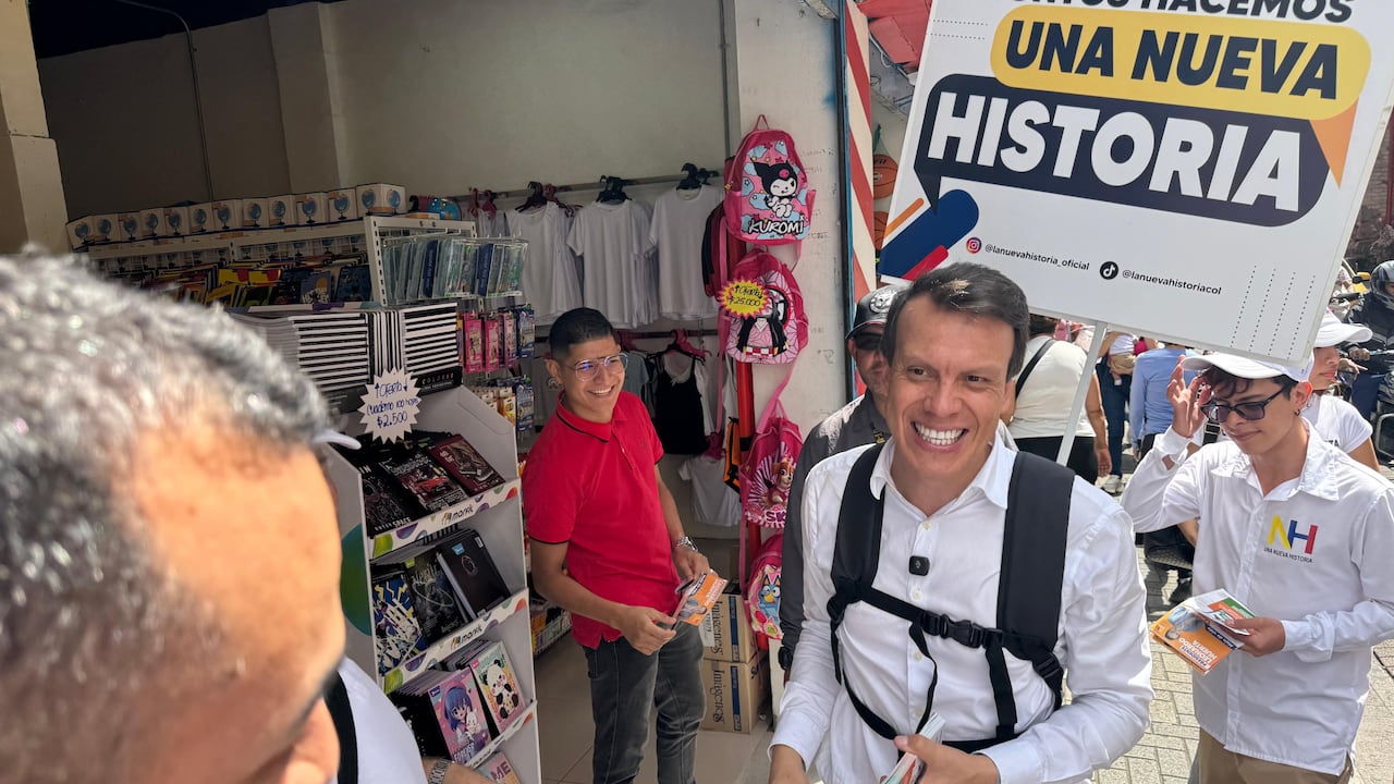 Leonardo Huerta es candidato presidencial de la Consulta de las Soluciones.