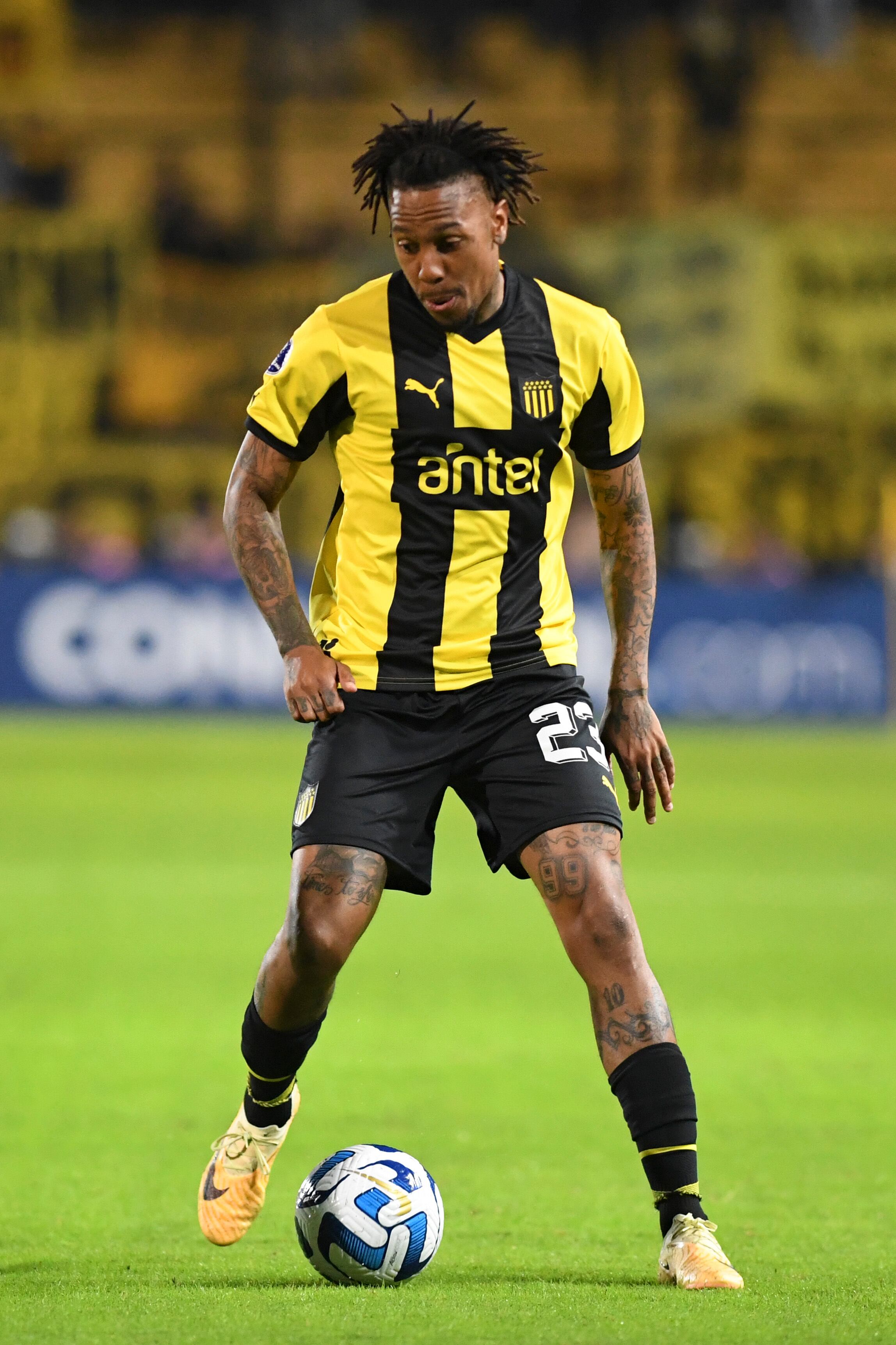 Abel Hernández, el autor del gol que le da la vuelta al Mundo