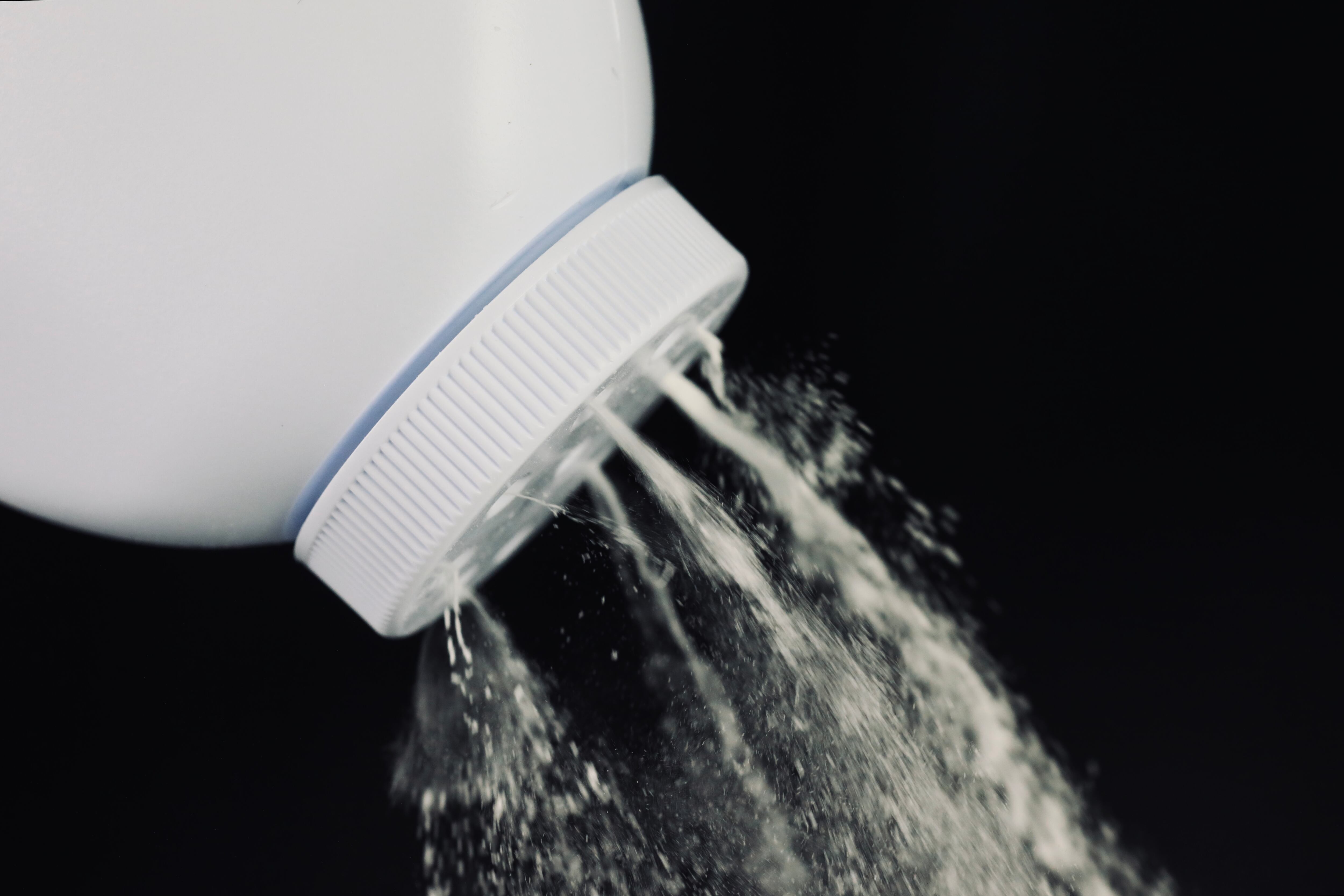 Las hormigas se pueden ahuyentar con algunos productos caseros.