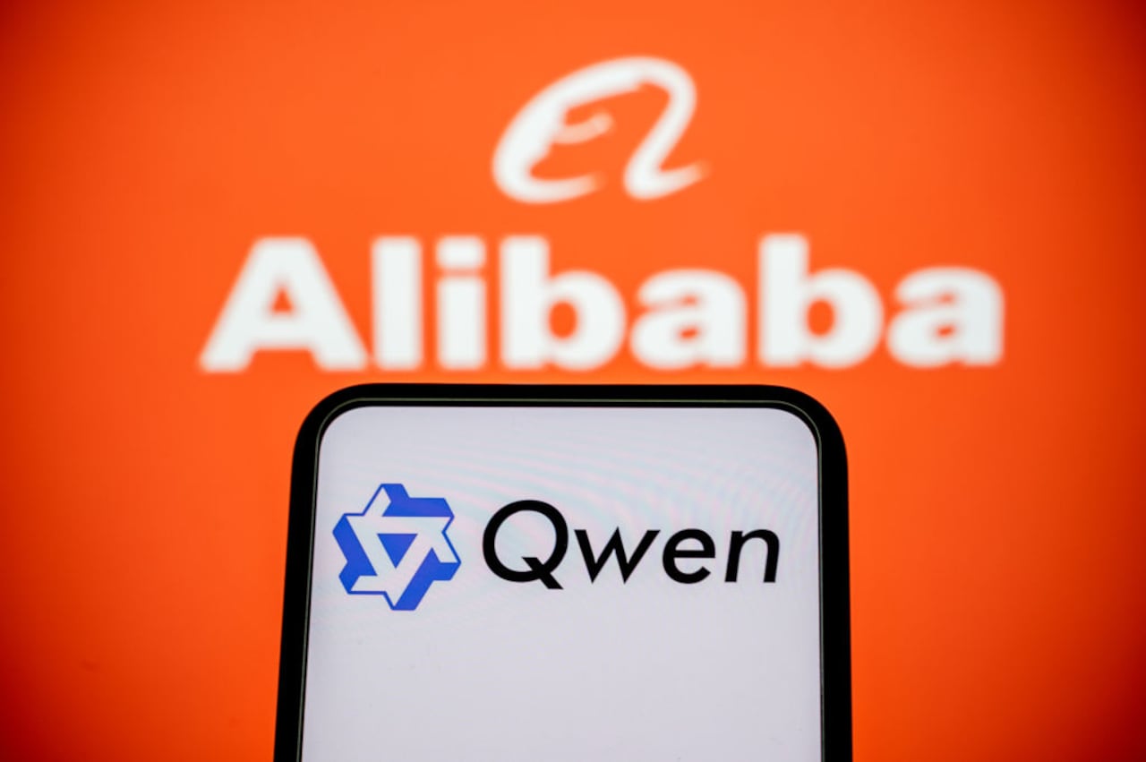 Alibaba simplifica el acceso a su IA: solo se requiere un registro en su portal para usar Qwen2.5-Max.