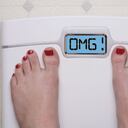 La dieta es esencial para mantener una presión arterial adecuada, pero aun si vives de verduras, unos kilos de más pueden hacer daño. Un estudio italiano encontró que la hipertensión en pacientes con sobrepeso era causada por su obesidad. En otras palabras, una vez perdieron peso la presión disminuyó. Foto: Pantherstock.