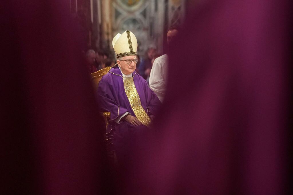 El cardenal Pietro Parolin, Secretario de Estado del Vaticano, dirige una misa en la Basílica de San Pedro para la Asociación Movimiento por la Vida, en la Ciudad del Vaticano