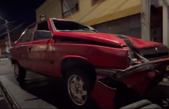 Así quedó el vehículo del acusado responsable del accidente.