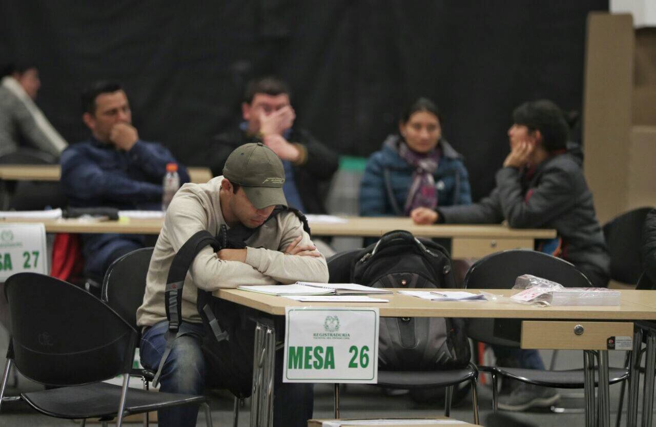 Imágenes de la baja asistencia de ciudadanos en Corferias. Foto: Carlos Julio Martínez / SEMANA