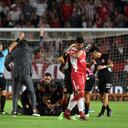 Momentos de nerviosismo en el partido entre Boca Juniors y Estudiantes