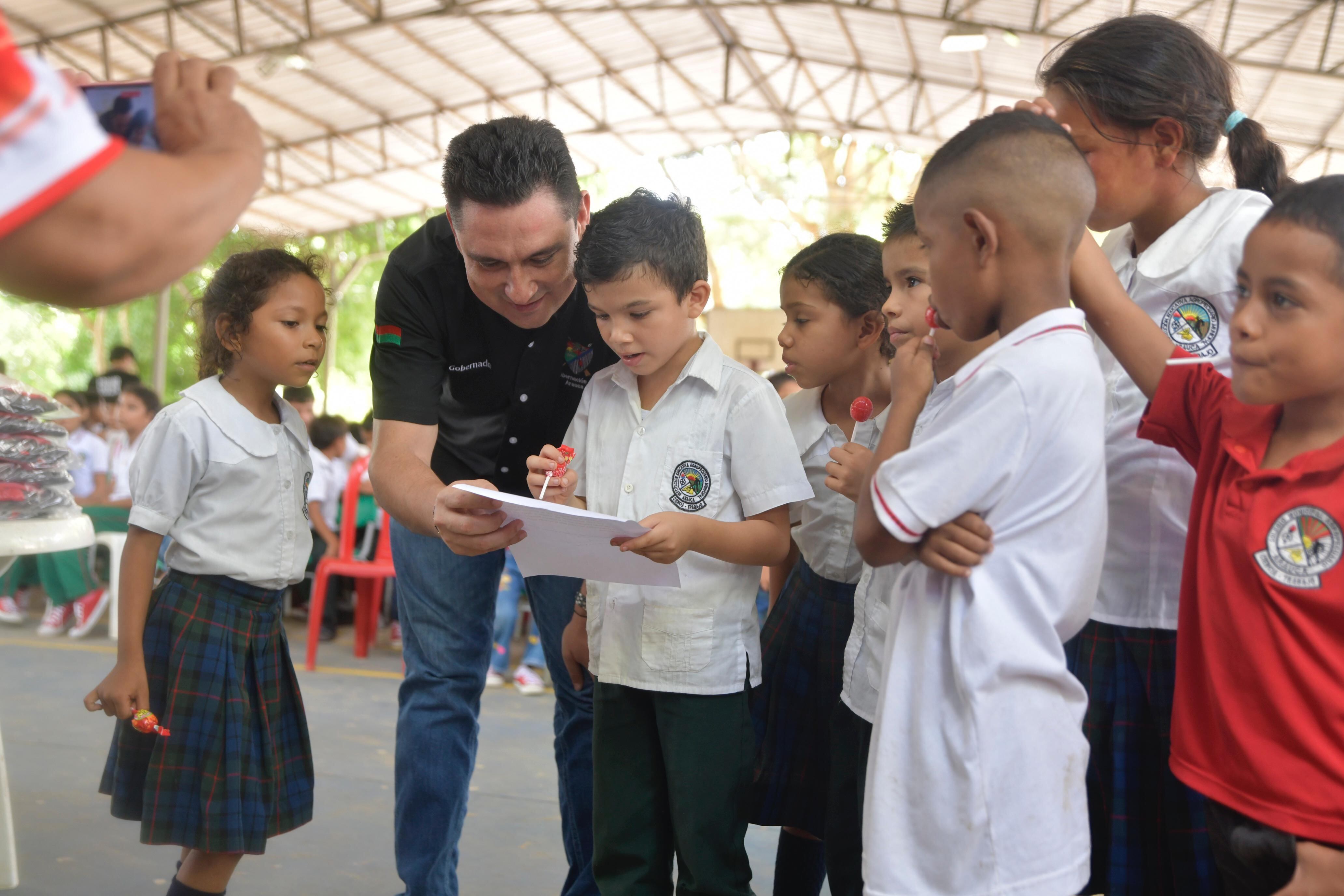 Renson Martínez Prada, gobernador de Arauca, ha adelantado la estrategia integran