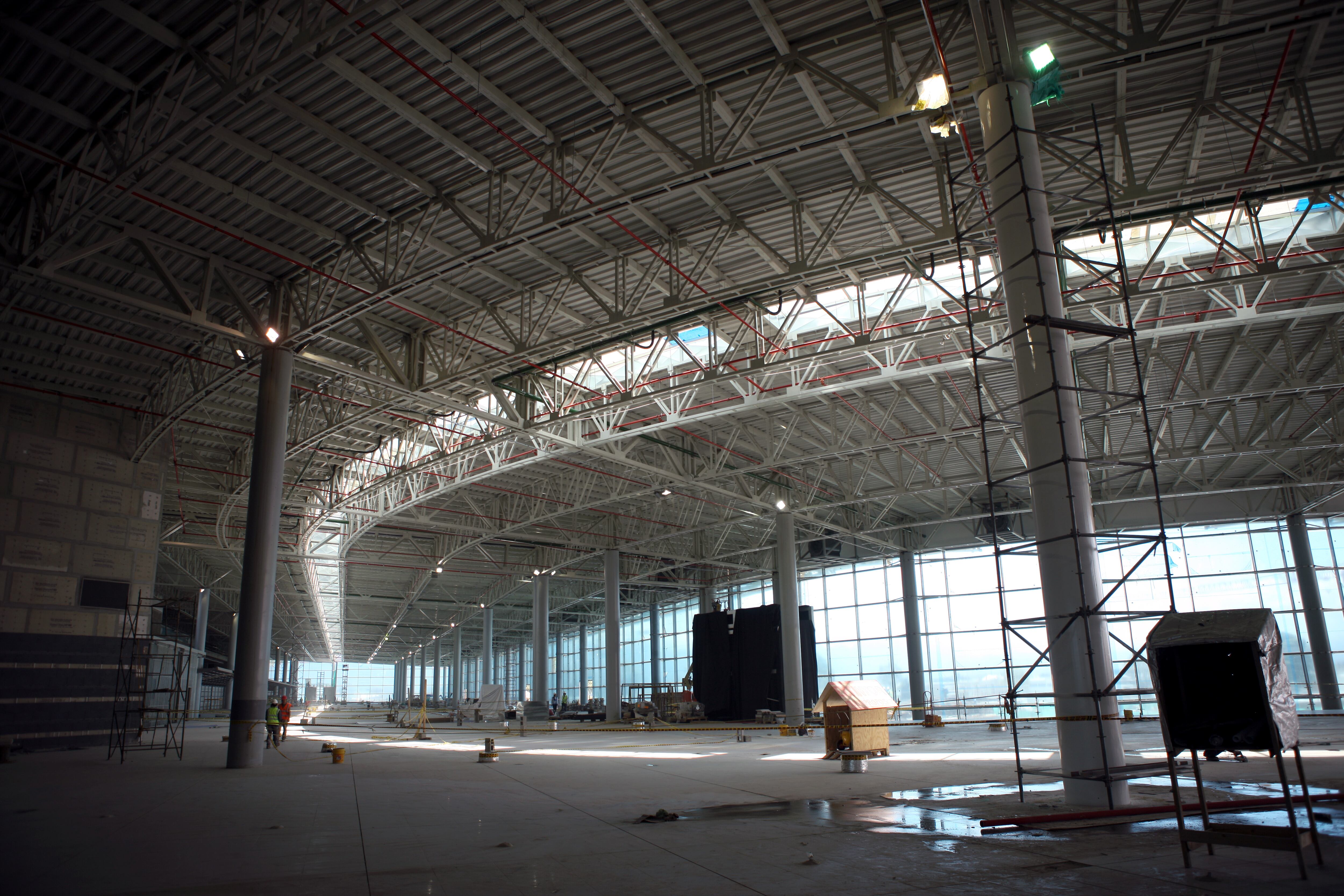 Obras de remodelación y ampliación del Aeropuerto El Dorado.