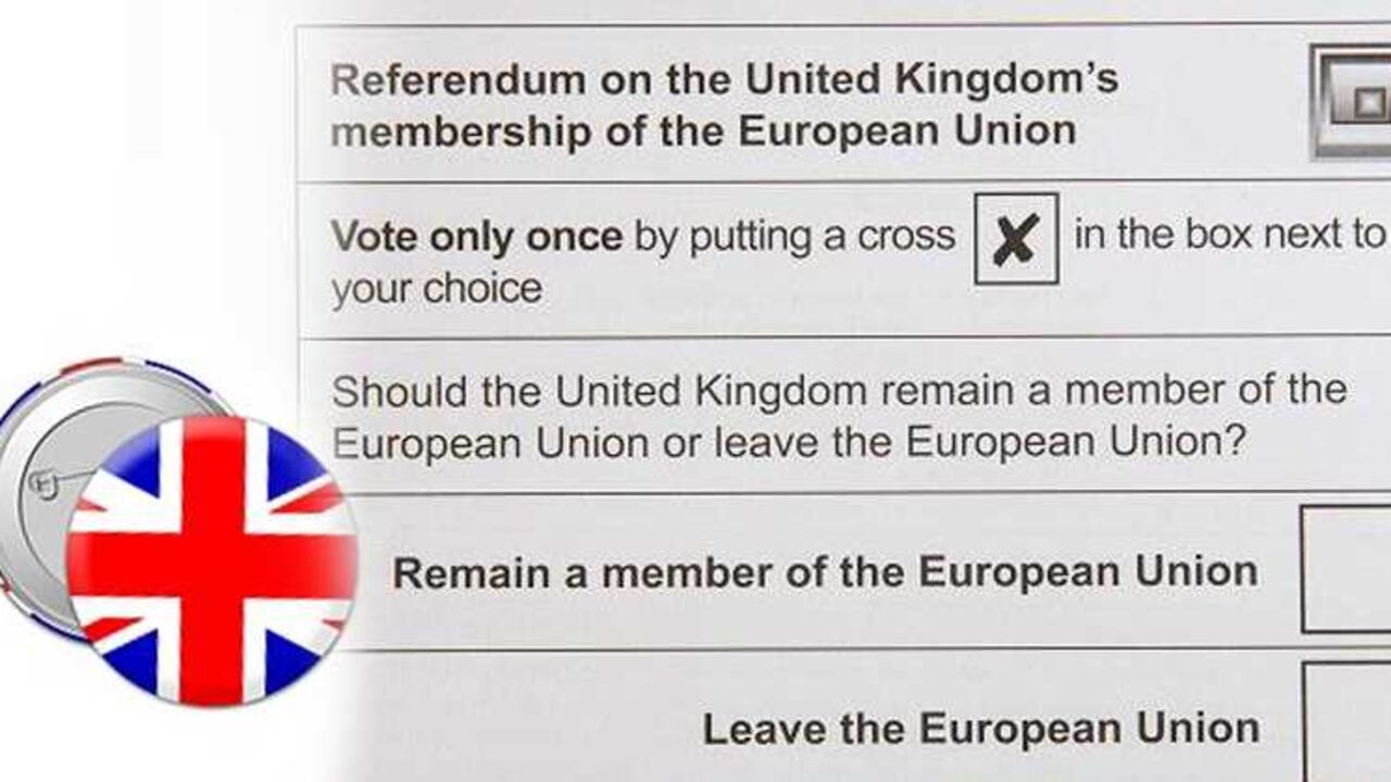 Las respuestas posibles son dos: Remain a member (permanecer), Leave (salir).