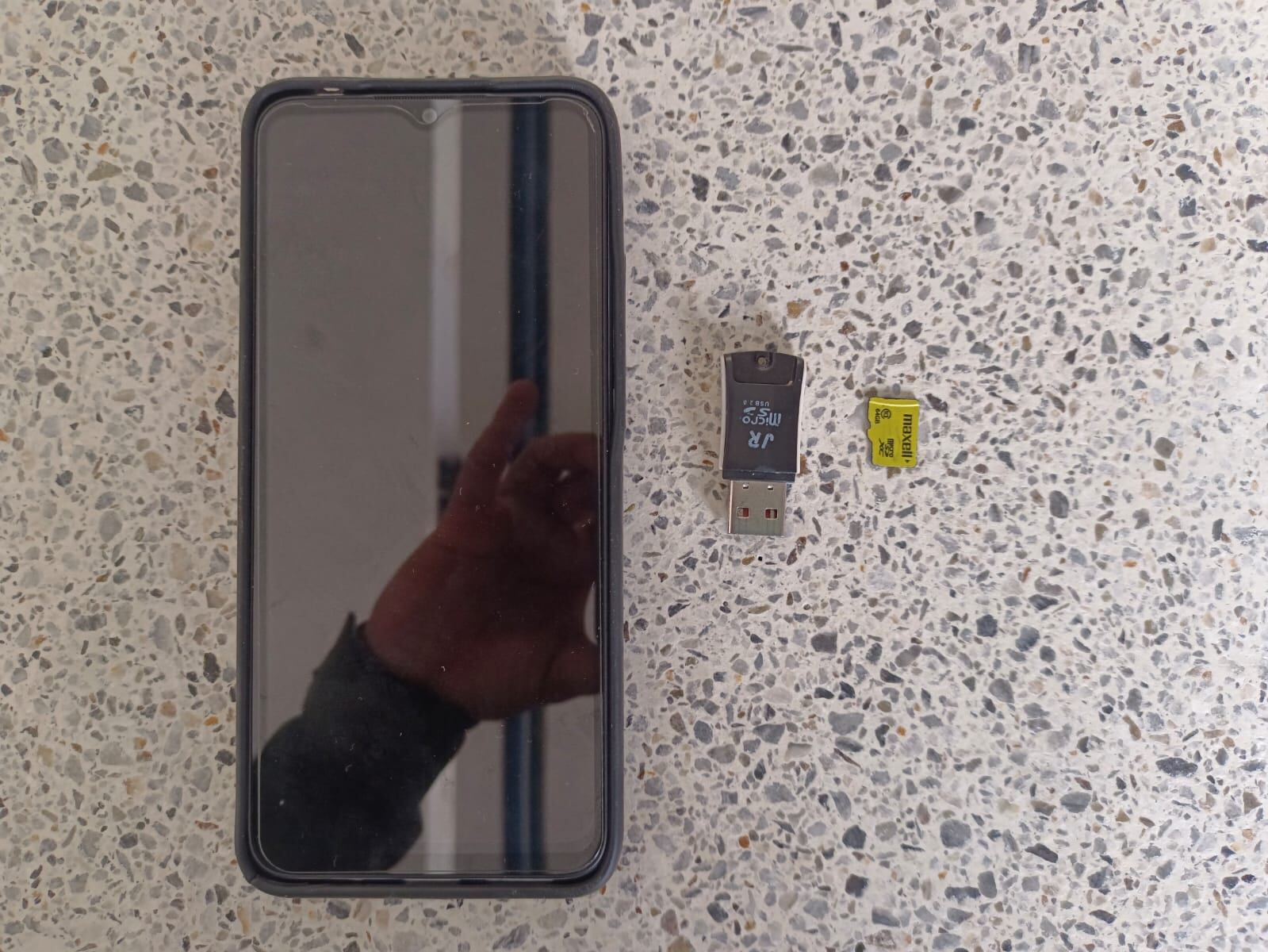 Celulares de alta, cargadores y varias sim fueron encontradas en las celdas de los reclusos