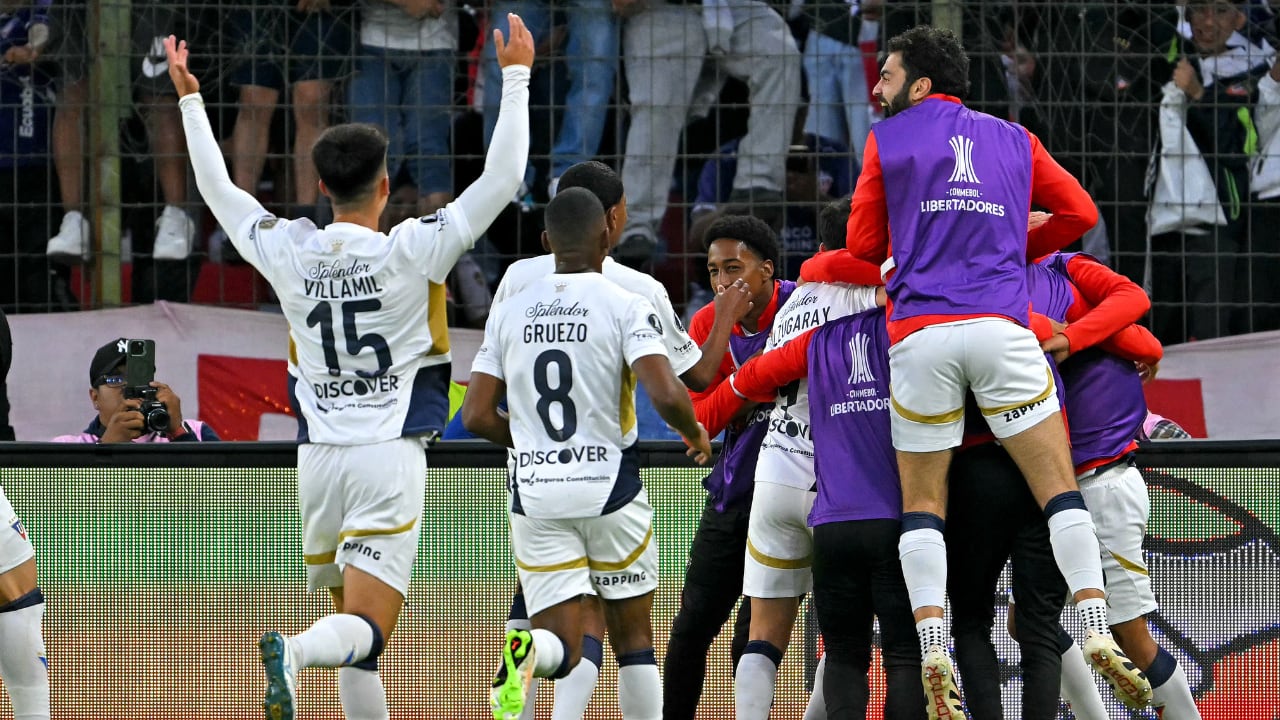 Liga de Quito celebra el triunfo ante Botafogo en Copa Libertadores.