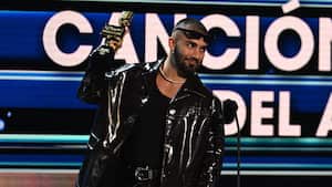 El monteriano le dedicó su premio a sus fans, "los que disfrutan la música". (Photo by Jason Koerner/Getty Images).